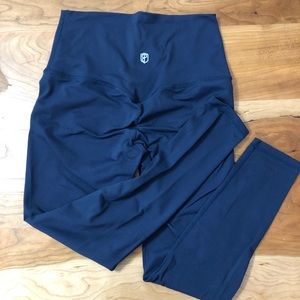 Born Primitive 7/8 leggings